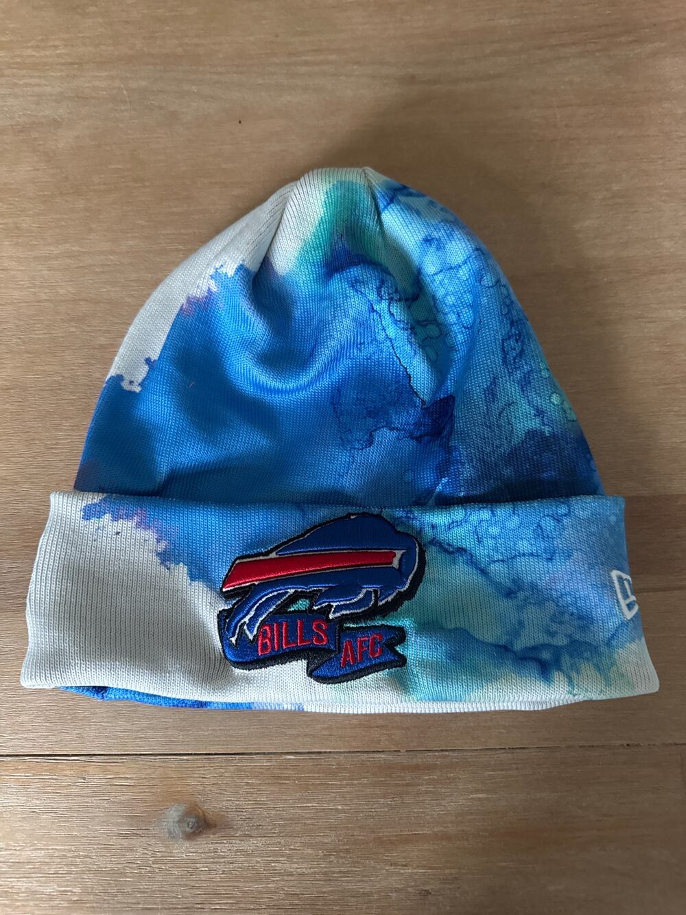 New Era Buffalo Bills NFL 2022 Sideline Ink Dye cuffed knit beanie Bills Mafia